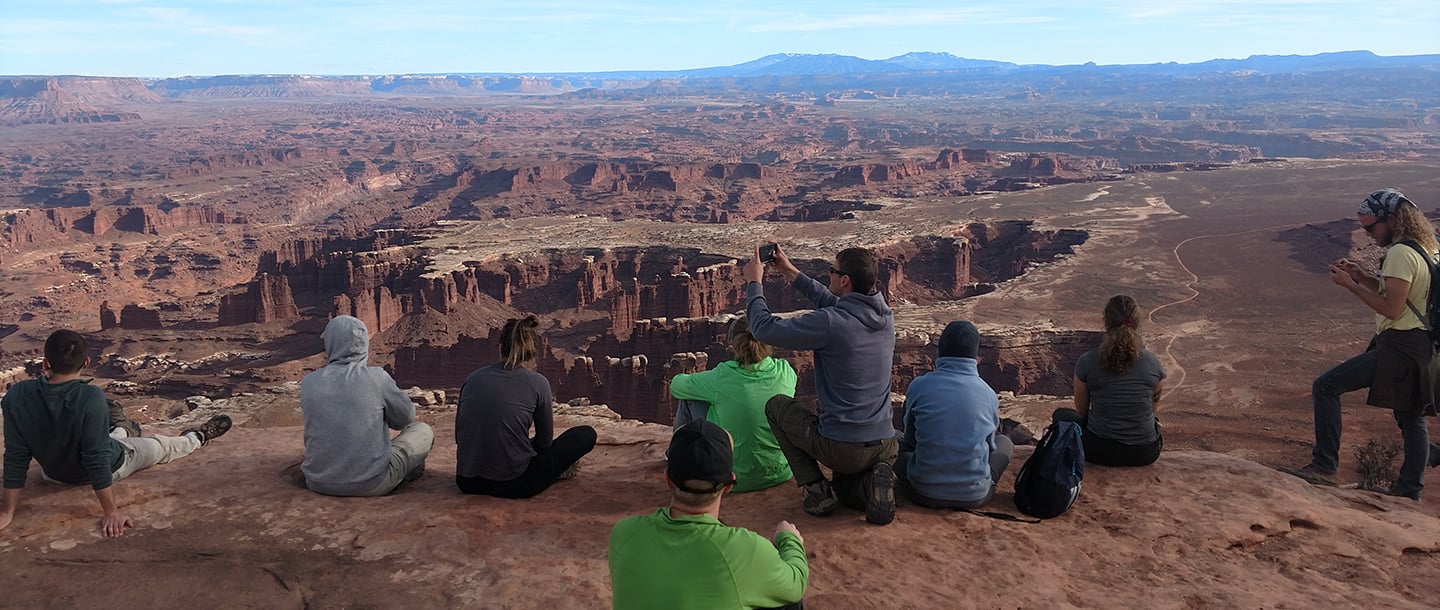 Students looking at the Grand Canyon
